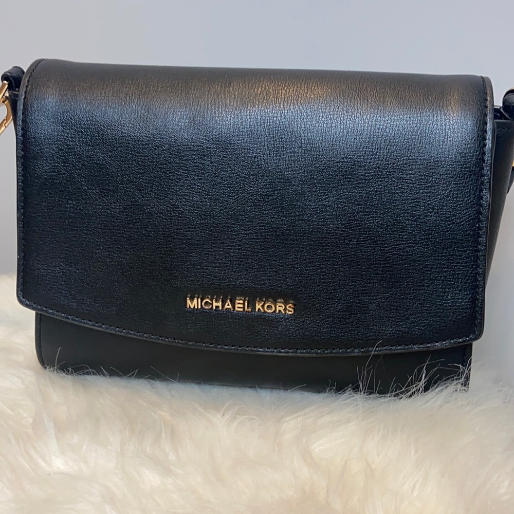 MK purse